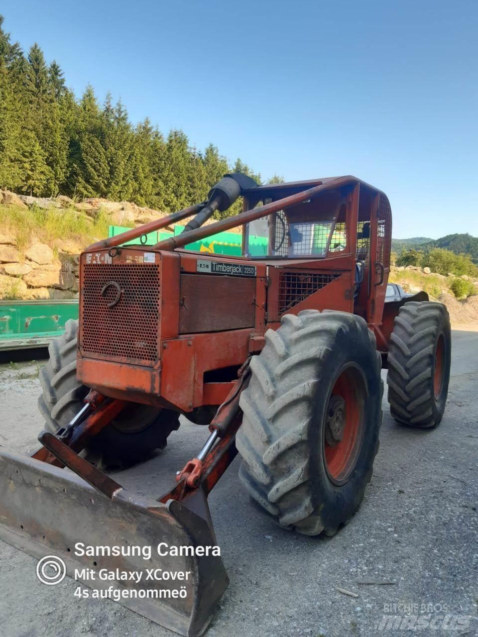 Timberjack 225 D Débusqueur