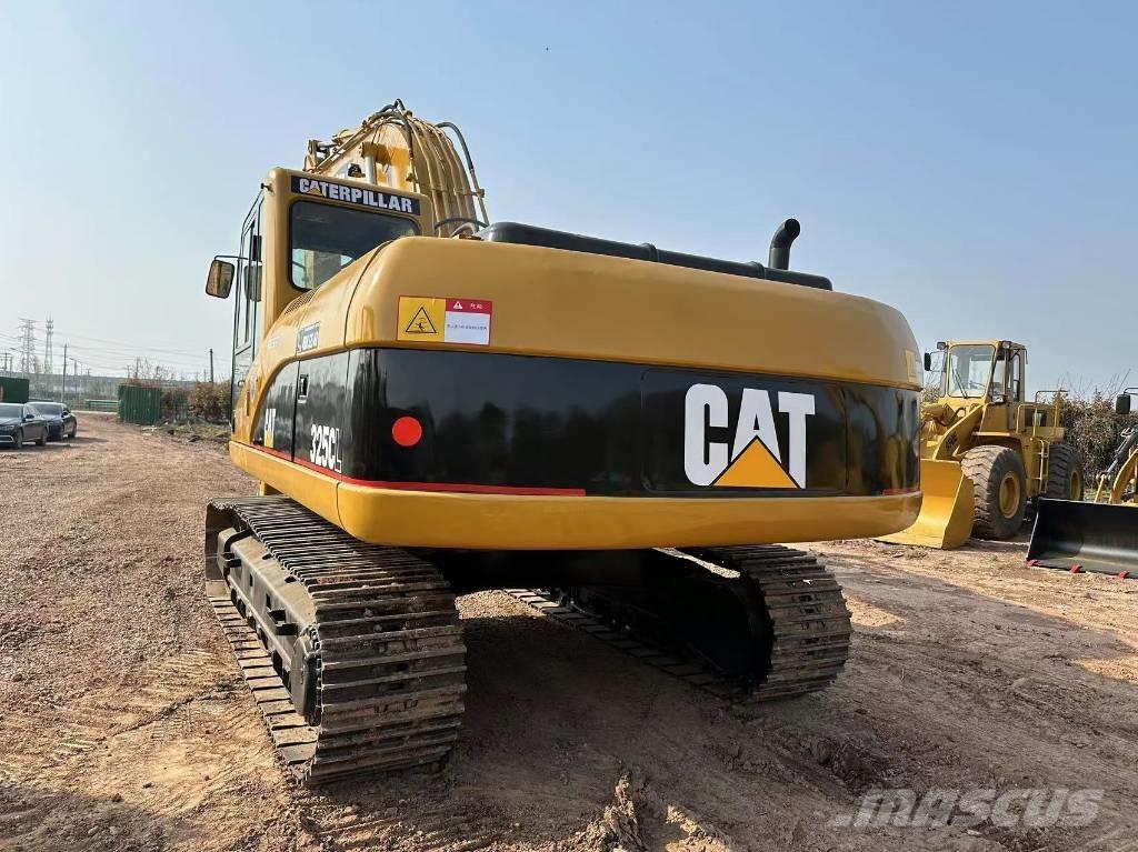 CAT 325 CL Pelle sur chenilles