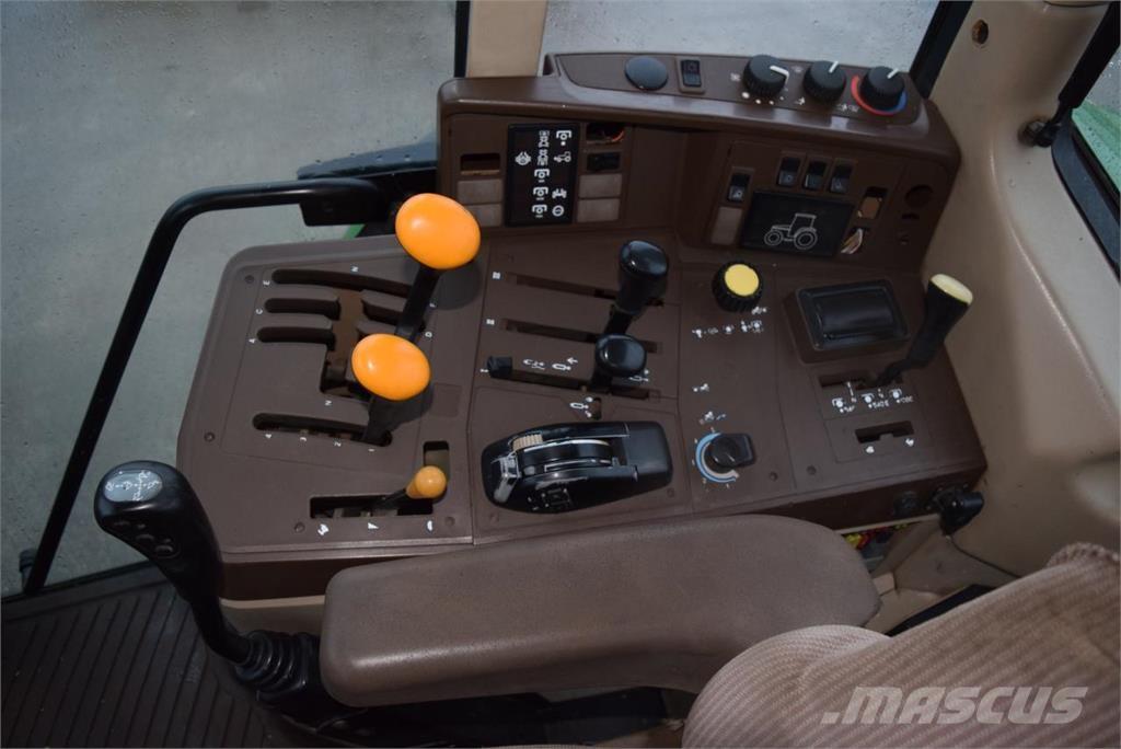 John Deere 6210 Tracteur