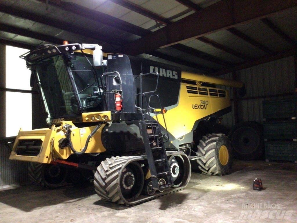 CLAAS Lexion 740 TT Moissonneuse batteuse