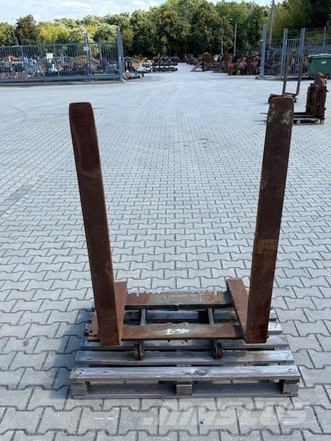 Volvo USED FORKS Fourche