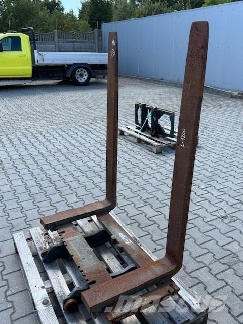 Volvo USED FORKS Fourche