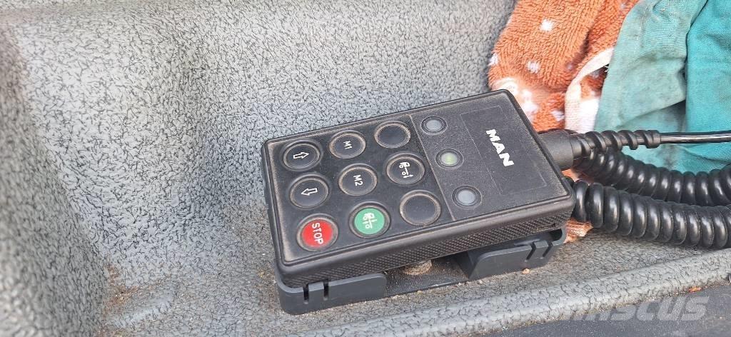 MAN 18.463 FLS Camion benne