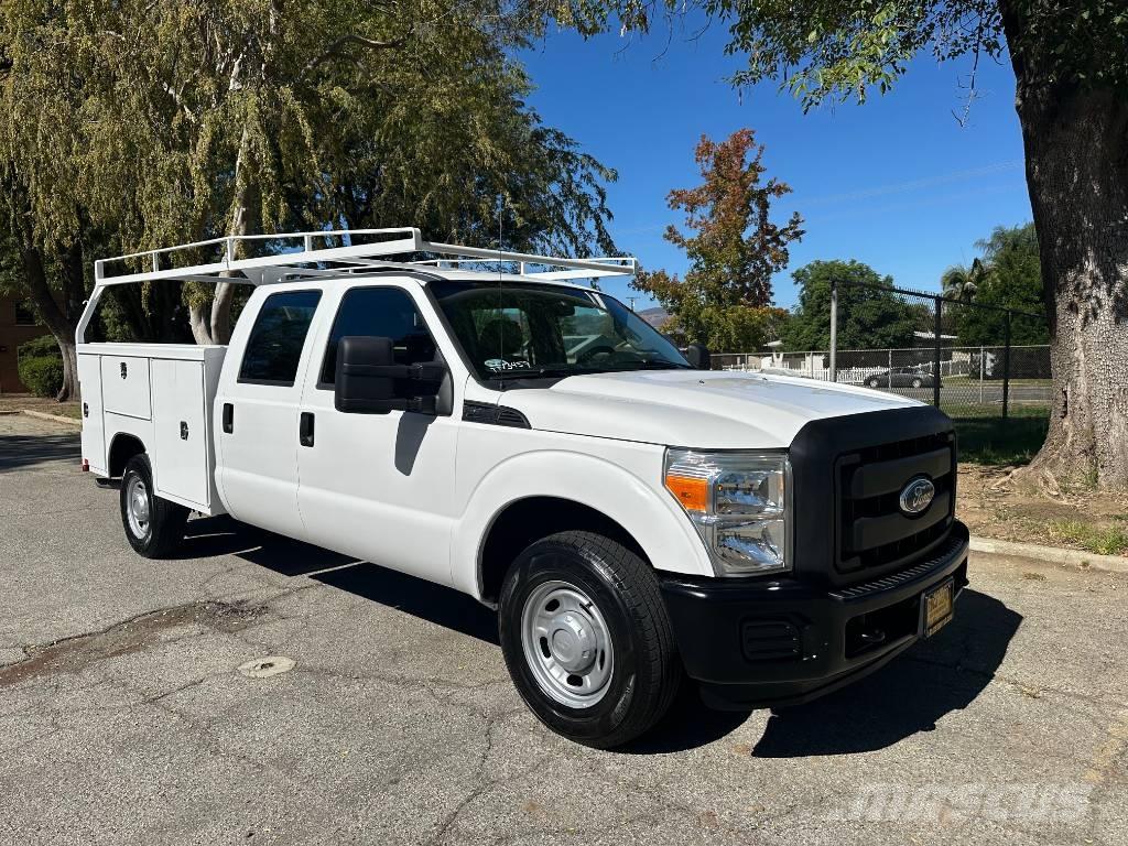 Ford F 350 Utilitaire benne