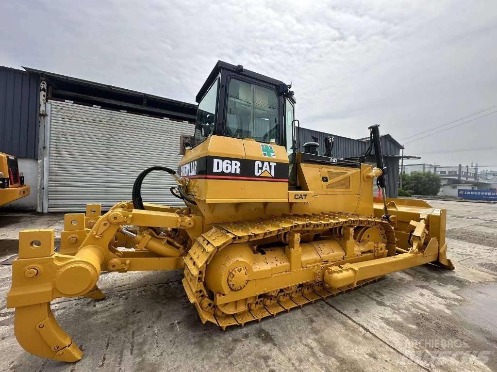 CAT D 6 R Bouteurs sur chenilles