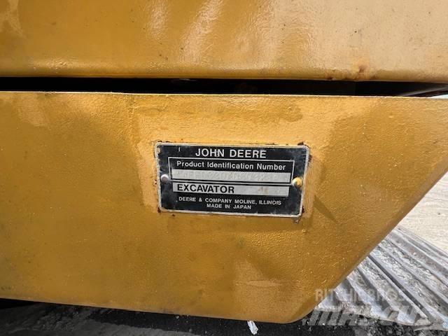 DEERE 330 LC Pelle sur chenilles