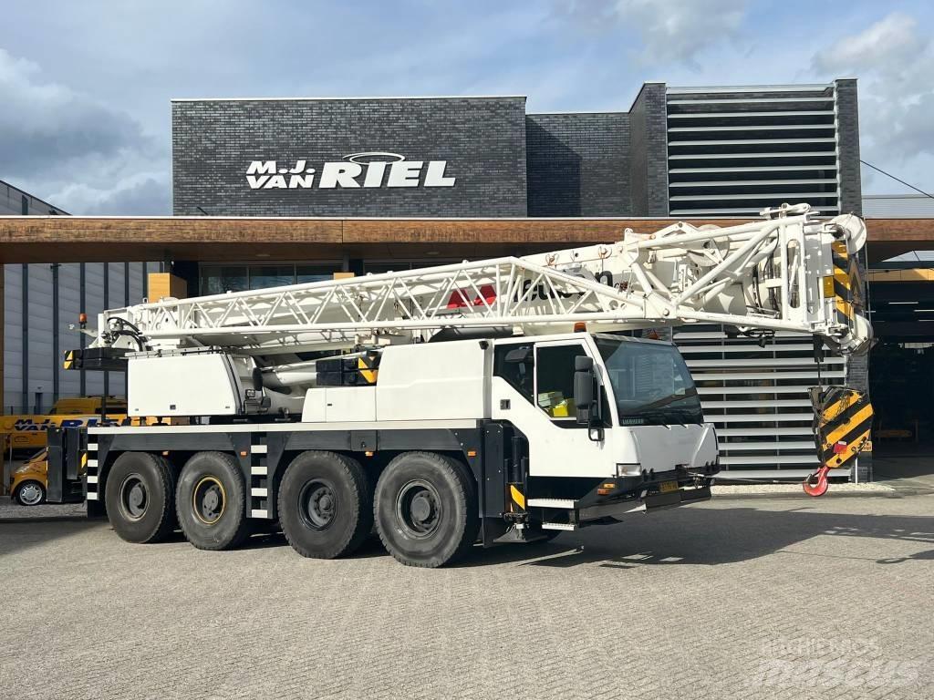 Liebherr LTM1060/2 Grues tout terrain