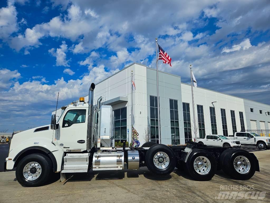 Kenworth T 880 Tracteur routier