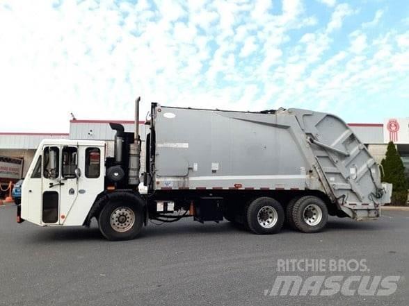 CCC LOW ENTRY Camion poubelle