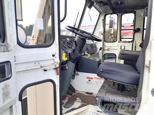 CCC LOW ENTRY Camion poubelle