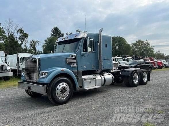 Freightliner 122SD Tracteur routier
