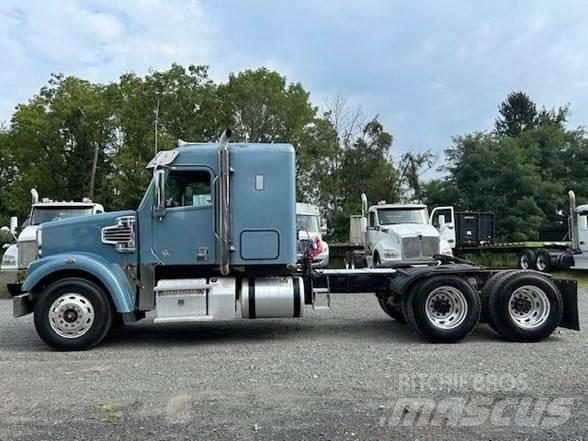Freightliner 122SD Tracteur routier