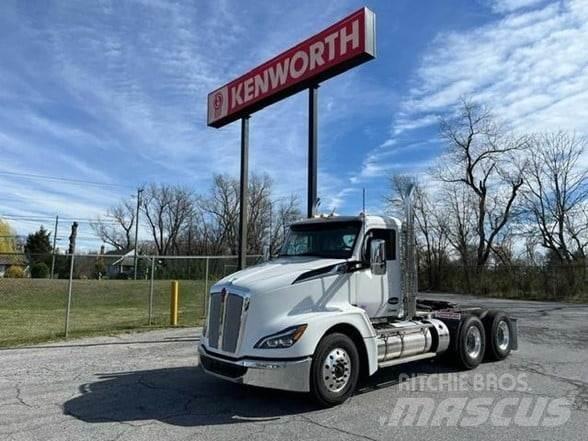 Kenworth T680 Tracteur routier