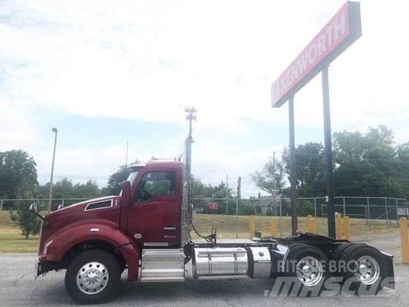 Kenworth T880 Tracteur routier