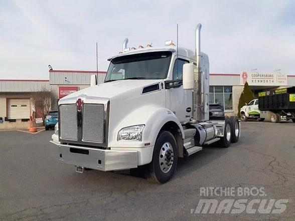 Kenworth T880 Tracteur routier
