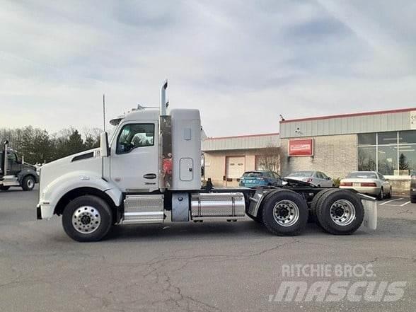 Kenworth T880 Tracteur routier