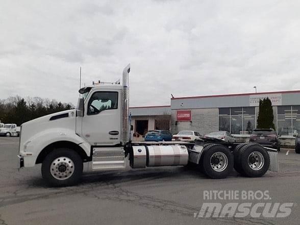 Kenworth T880 Tracteur routier