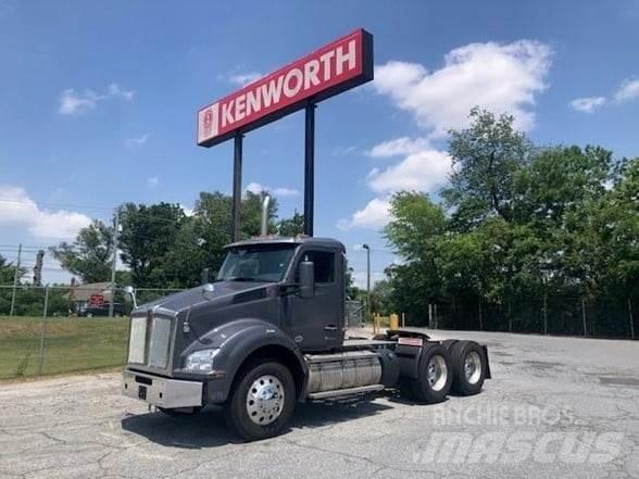 Kenworth T880 Tracteur routier