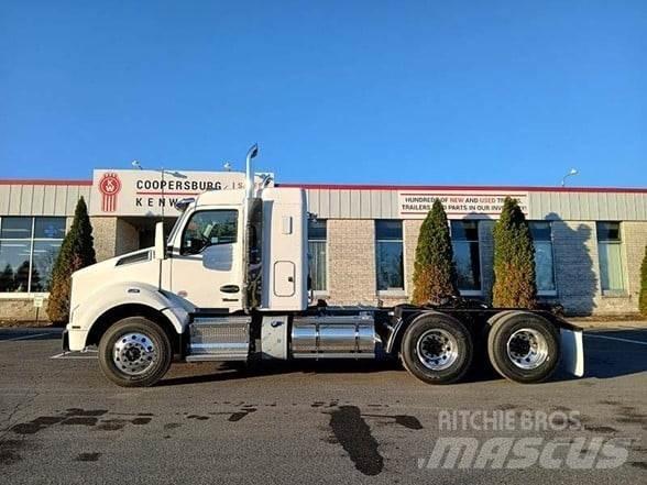 Kenworth T880 Tracteur routier