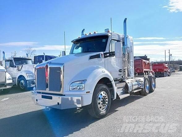 Kenworth T880 Tracteur routier