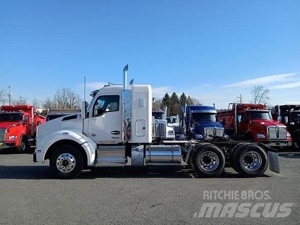 Kenworth T880 Tracteur routier
