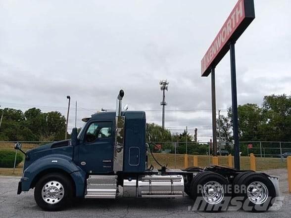 Kenworth T880 Tracteur routier