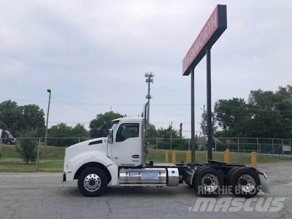 Kenworth T880 Tracteur routier