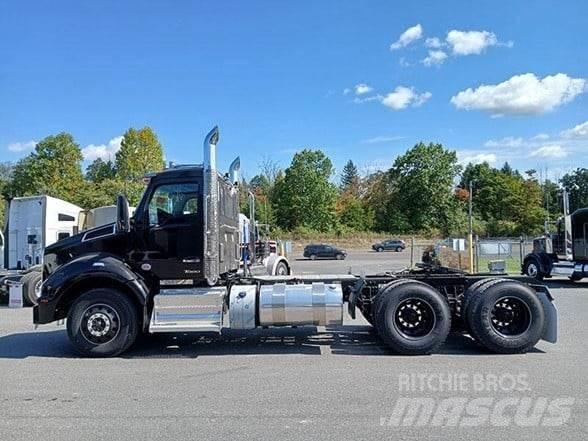 Kenworth T880 Tracteur routier