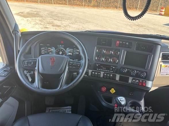 Kenworth T880 Tracteur routier