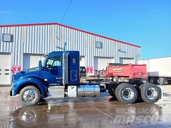 Kenworth T880 Tracteur routier