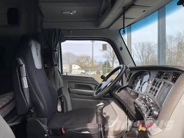 Kenworth T880 Tracteur routier