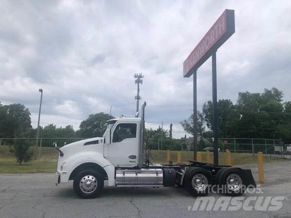 Kenworth T880 Tracteur routier
