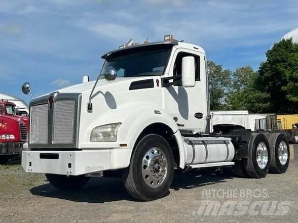 Kenworth T880 Tracteur routier