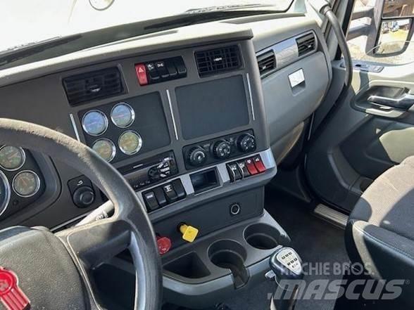 Kenworth T880 Tracteur routier