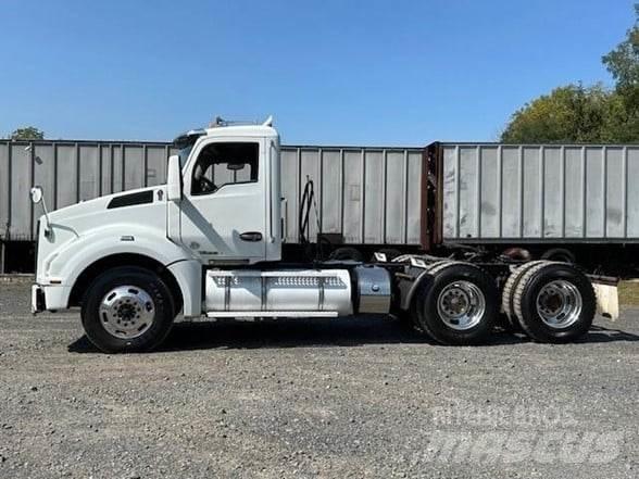 Kenworth T880 Tracteur routier