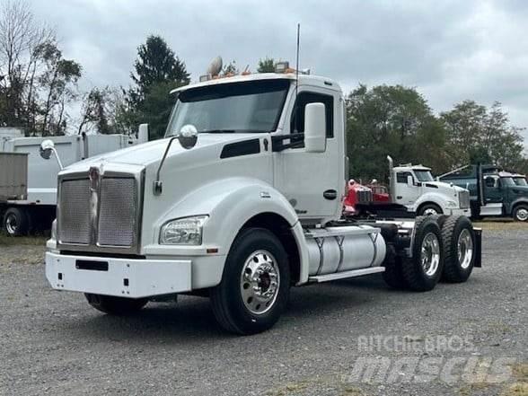 Kenworth T880 Tracteur routier