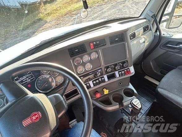 Kenworth T880 Tracteur routier