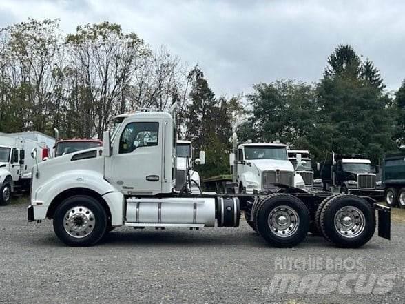 Kenworth T880 Tracteur routier