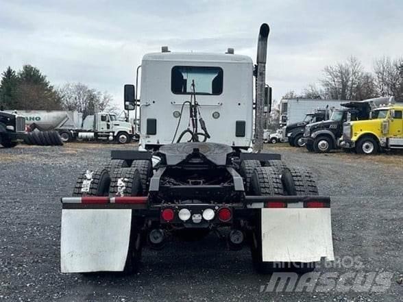 Kenworth T880 Tracteur routier