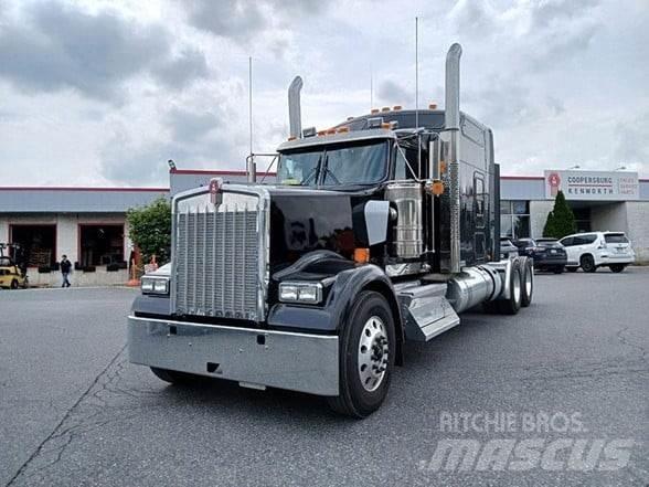 Kenworth W900L Tracteur routier