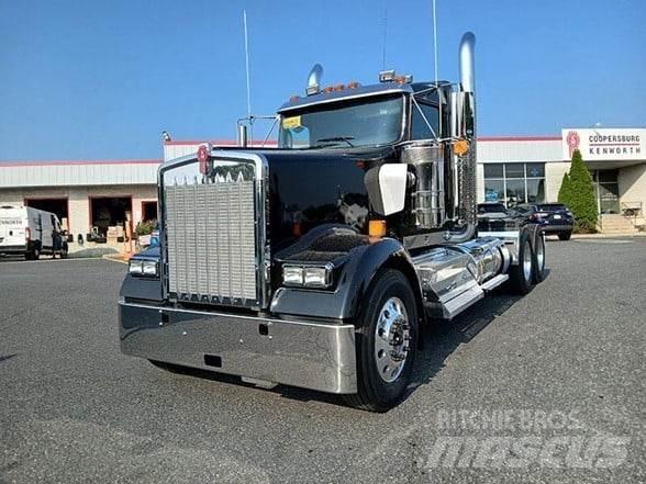Kenworth W900L Tracteur routier