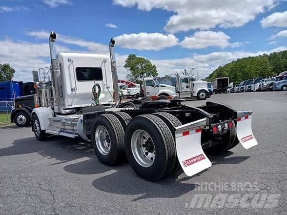 Kenworth W900L Tracteur routier