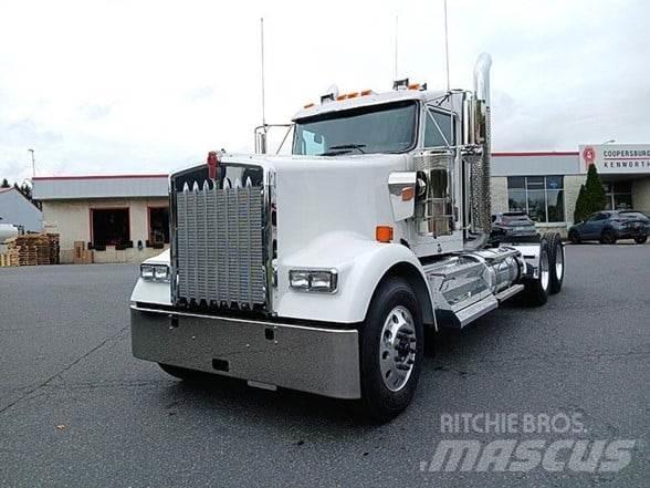 Kenworth W900L Tracteur routier
