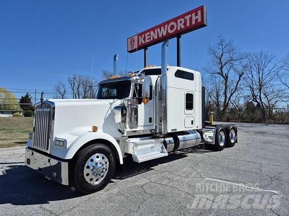 Kenworth W900L Tracteur routier