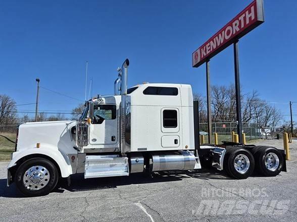 Kenworth W900L Tracteur routier