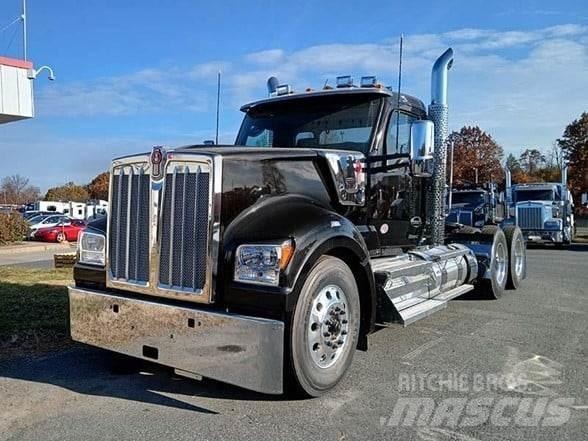 Kenworth W990 Tracteur routier