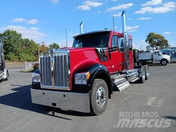 Kenworth W990 Tracteur routier
