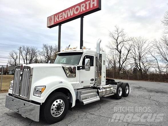 Kenworth W990 Tracteur routier