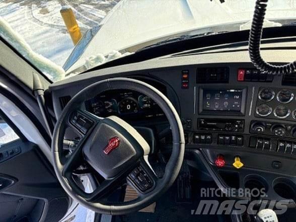 Kenworth W990 Camion benne