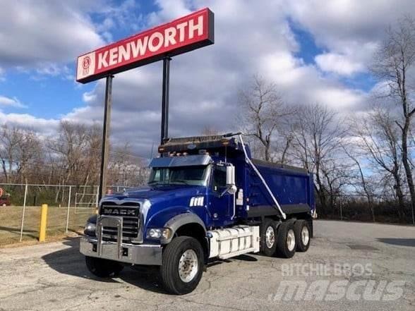 Mack GRANITE 64BR Camion benne